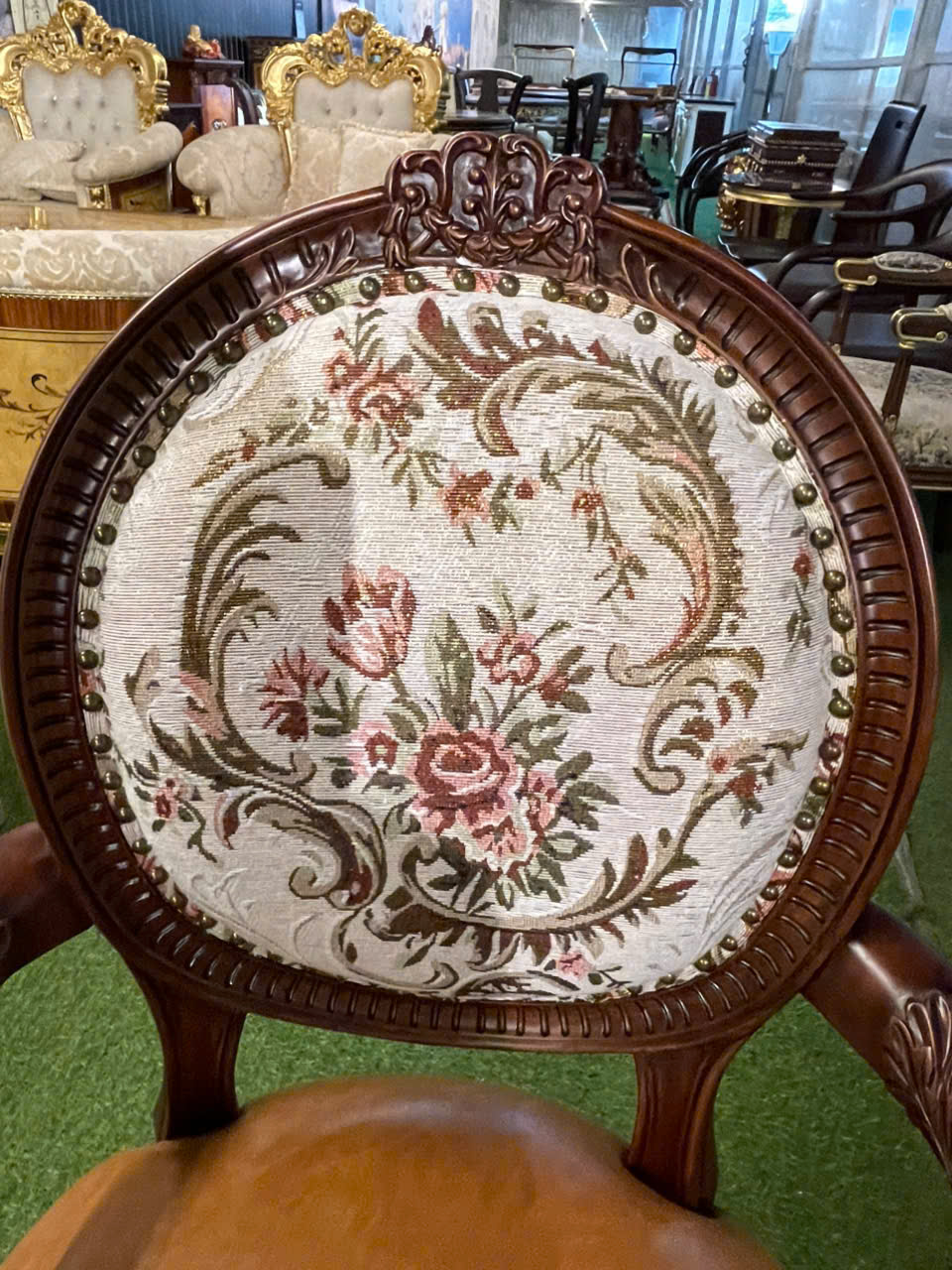 GHẾ ĂN CỔ ĐIỂN LOUIS 16 CÓ TAY